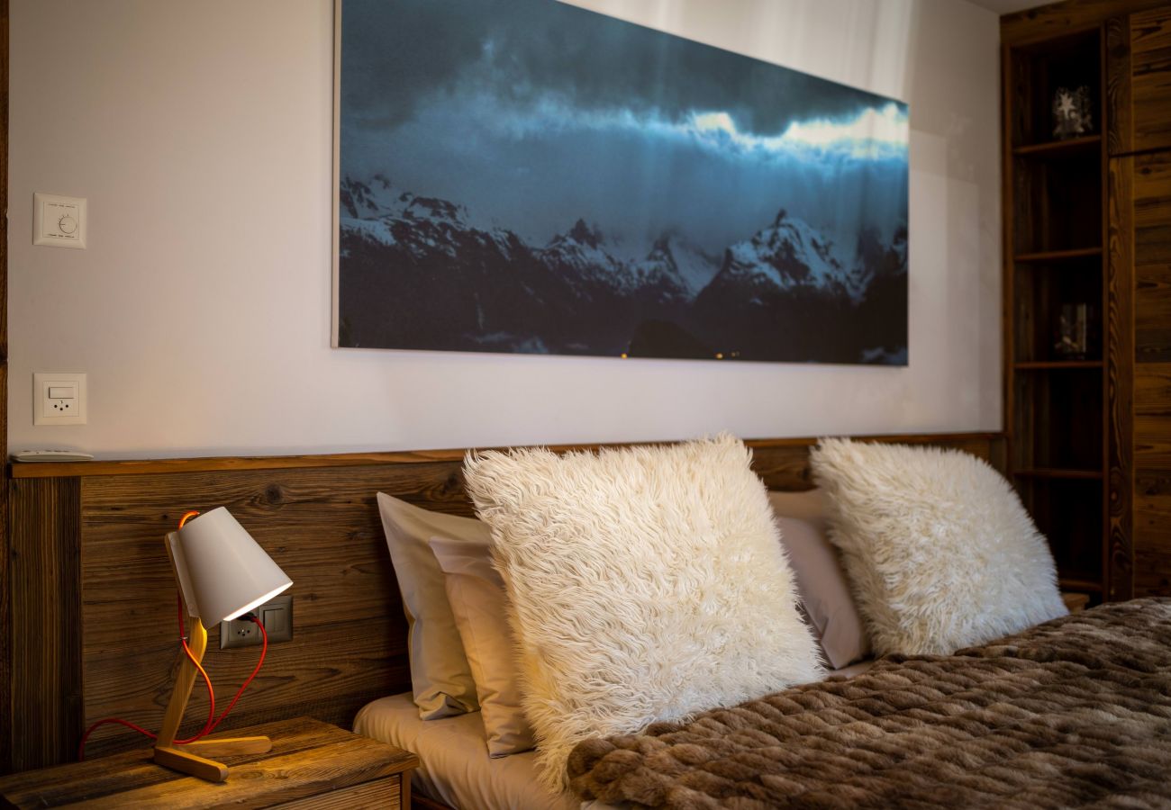 Apartment in Haute-Nendaz - Le Grimpeur, Mer de Glace Spa Access, 50m skilift