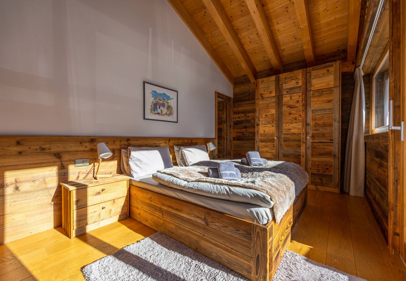Apartment in Haute-Nendaz - Le Grimpeur, Mer de Glace Spa Access, 50m skilift