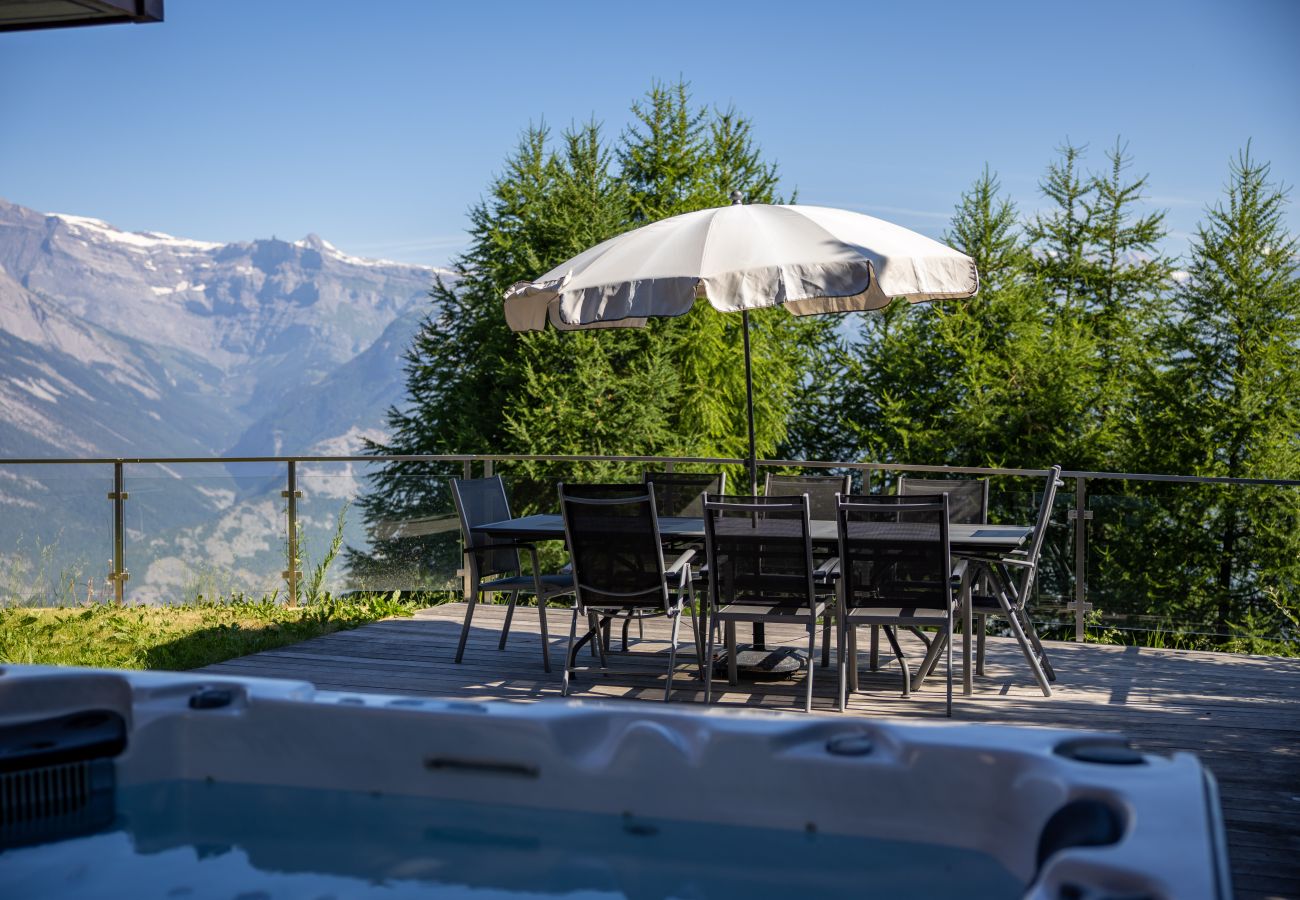 Chalet in Haute-Nendaz - Chalet Riquet - ski-in/out - luxe