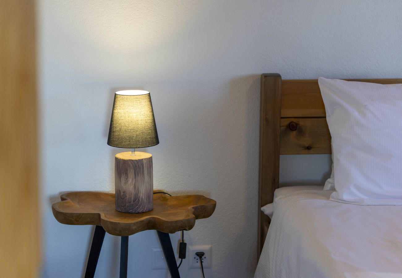 Chalet in Haute-Nendaz - Chalet Nid Blanc wood burning hottub