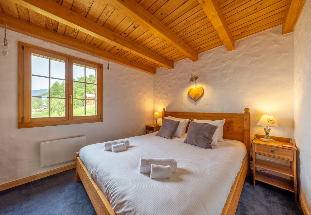 Chalet in Haute-Nendaz - Chalet Pierre Blanche - Ski-in/out
