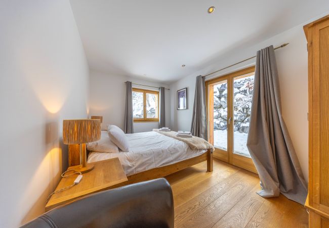 Chalet in Haute-Nendaz - Chalet Enchanteur sauna, jacuzzi, 13pax