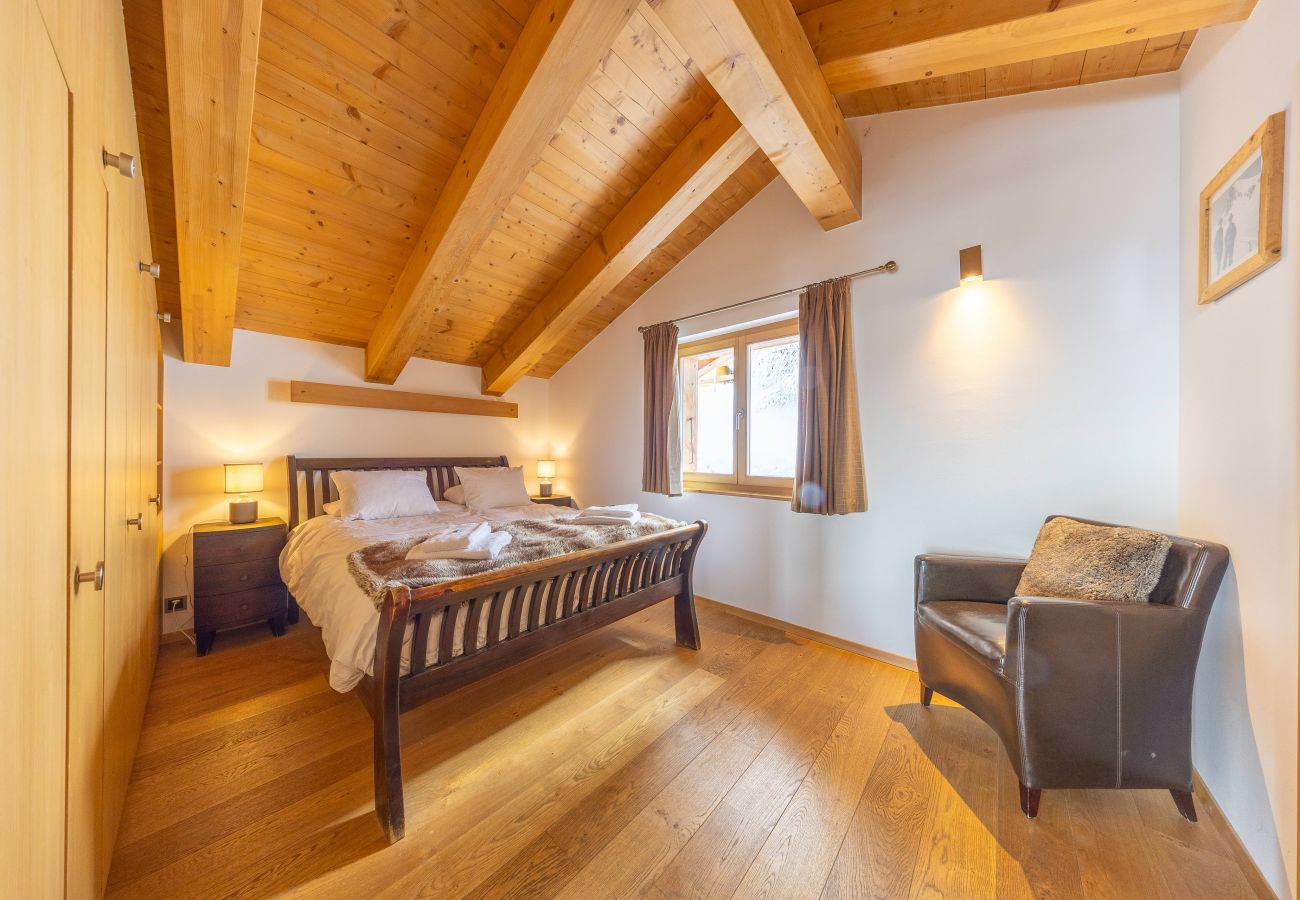 Chalet in Haute-Nendaz - Chalet Enchanteur sauna, jacuzzi, 13pax