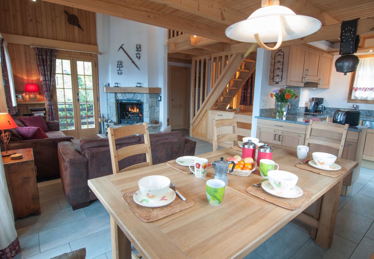 Chalet in Haute-Nendaz - Chalet Lisa, ski-in/out, accessible by car