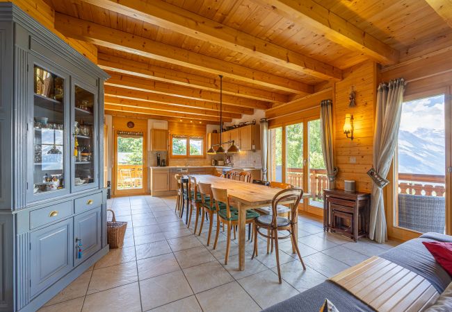 Chalet in Haute-Nendaz - Chalet Le Papillon, sauna, 4 Vallées Chalet in Haute-Nendaz - Chalet Le Papillon, sauna, 4 Vallées