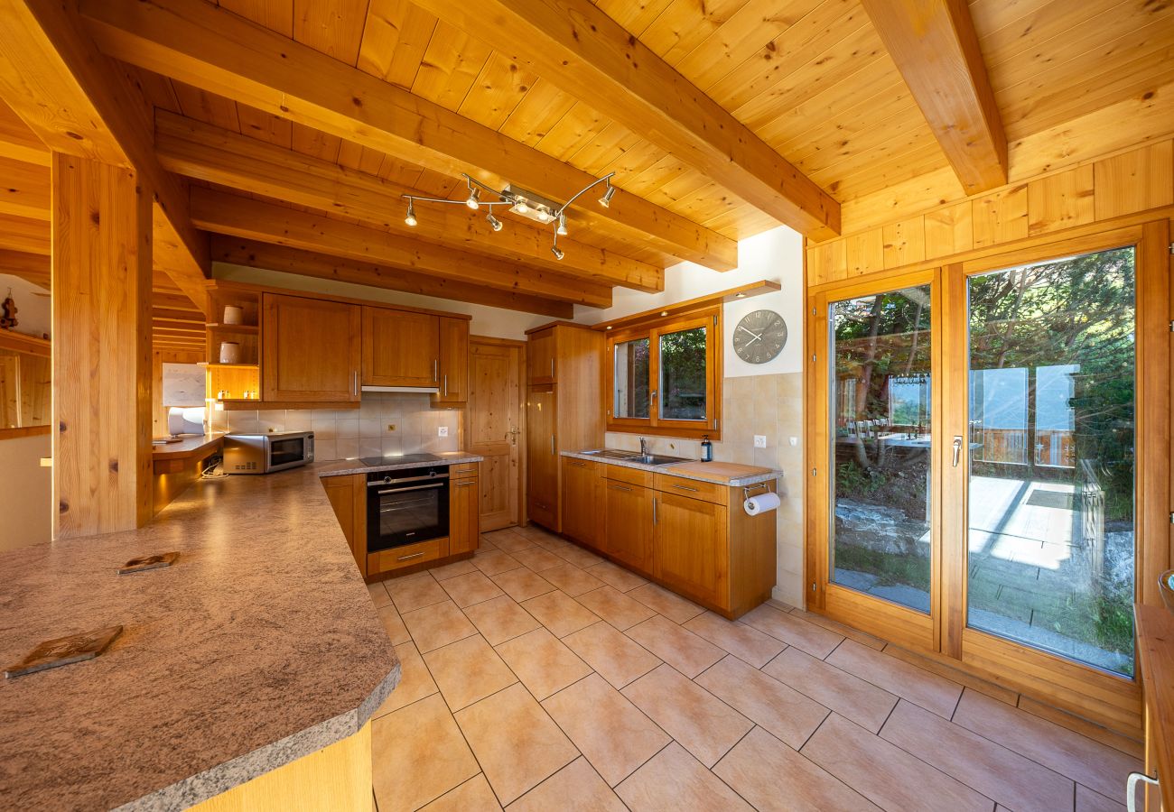 Chalet in Haute-Nendaz - Chalet Vansamis, views & sauna