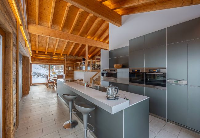 Chalet in Haute-Nendaz - Above the Clouds - spacious chalet with great view