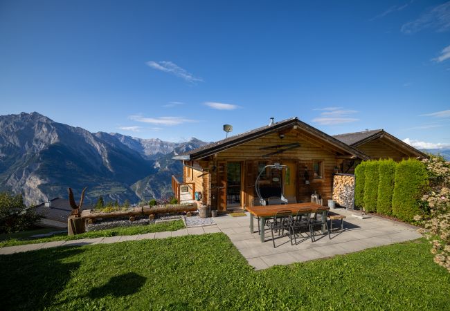 Chalet in Haute-Nendaz - Chalet Chanterelle - Cosy et montagnard