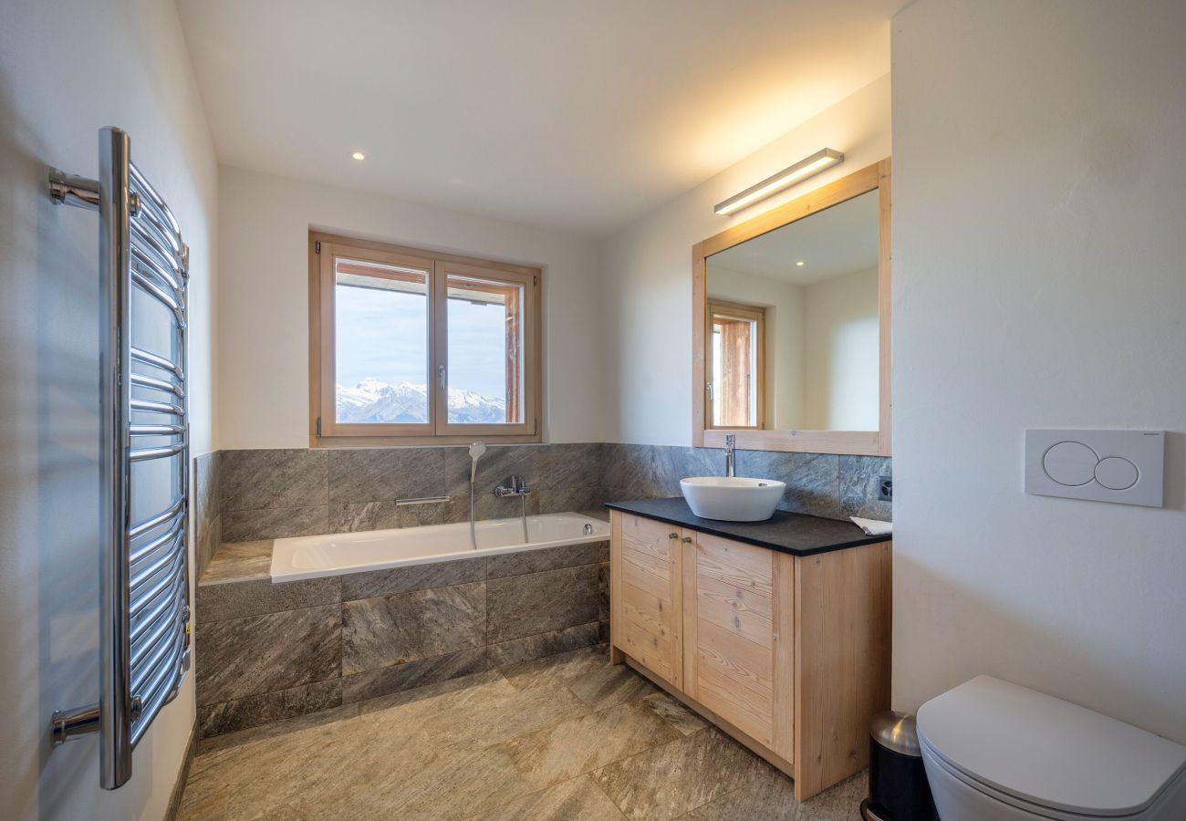 Chalet in Haute-Nendaz - Chalet Casse-Noisette wonderful, ski-in ski-out