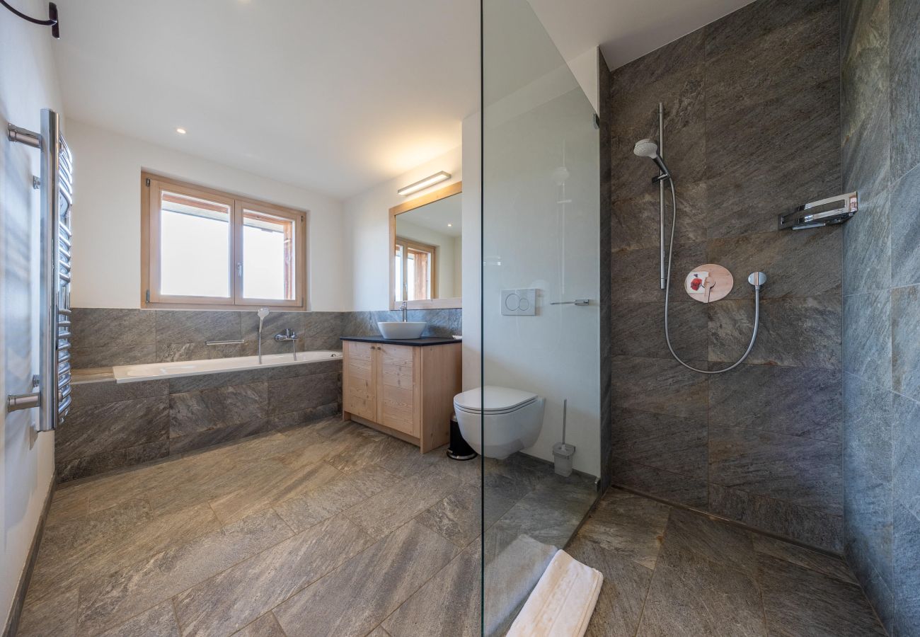 Chalet in Haute-Nendaz - Chalet Casse-Noisette wonderful, ski-in ski-out