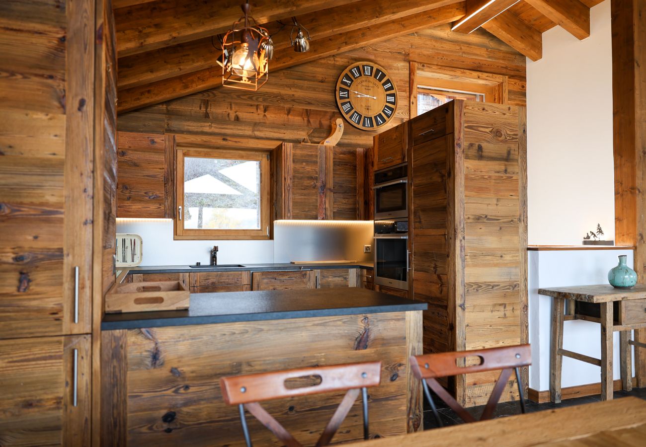 Chalet in Haute-Nendaz - Chalet Casse-Noisette wonderful, ski-in ski-out