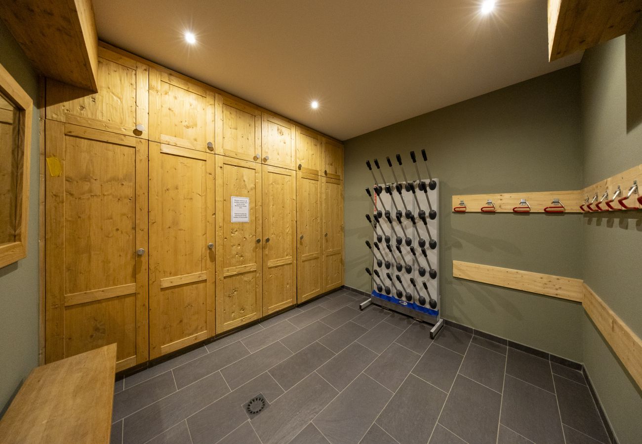 Chalet in Haute-Nendaz - Chalet Chevalier, gym, hot tub, sauna