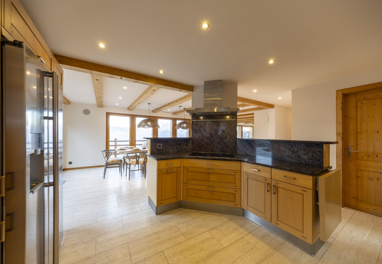 Chalet in Haute-Nendaz - Chalet Chevalier, gym, hot tub, sauna