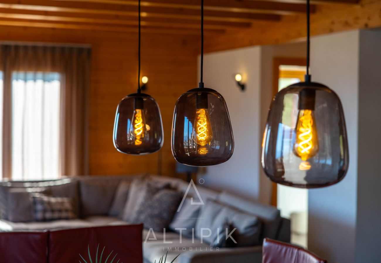 Chalet in Haute-Nendaz - Chalet La Tirelire