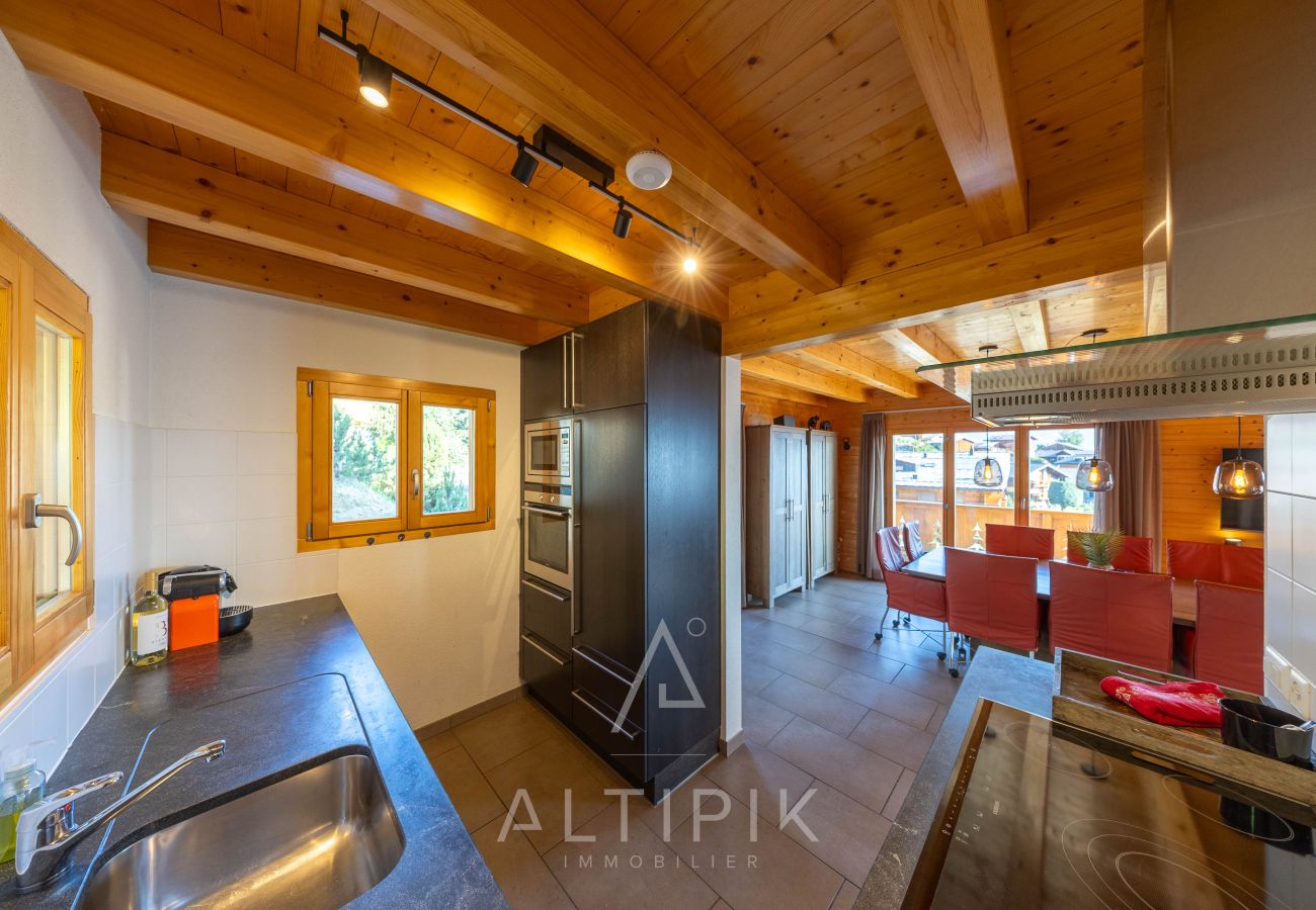 Chalet in Haute-Nendaz - Chalet La Tirelire